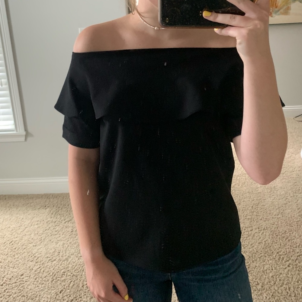 Off the shoulder Ann Taylor top